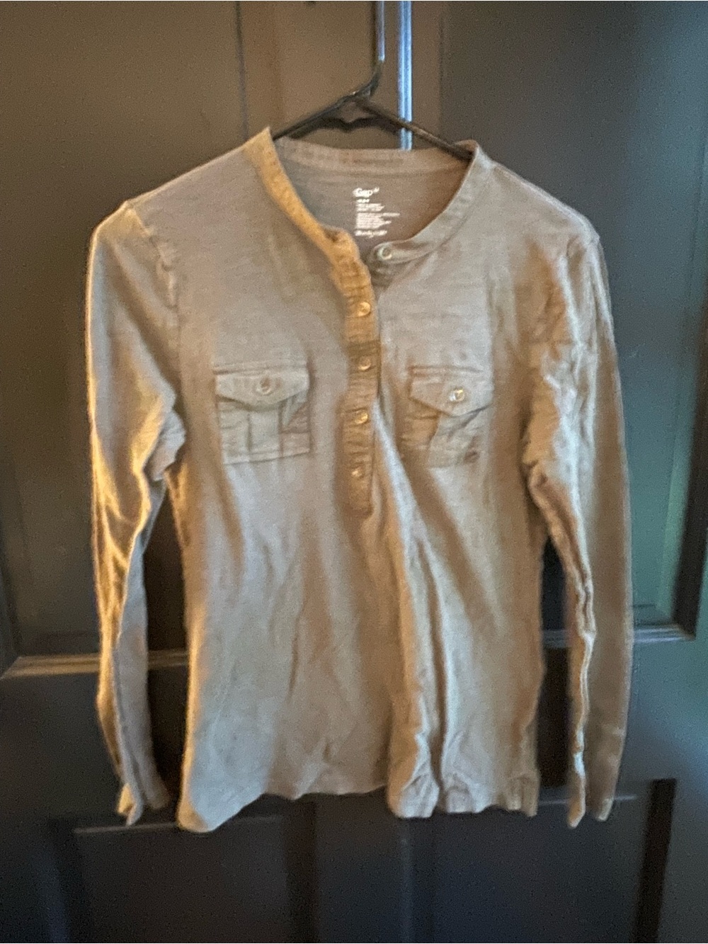 Women’s Gap lightweight shirt